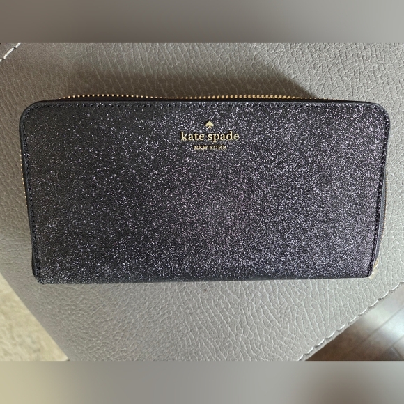 kate spade Handbags - Kate Spade Black Glitter Clutch